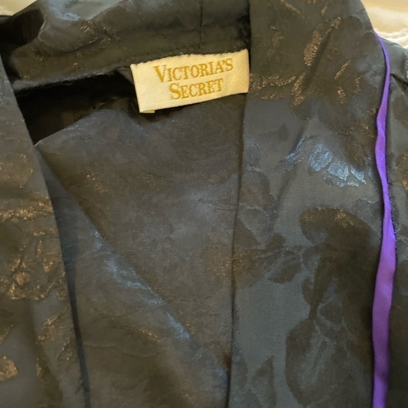Vintage Victoria Secret Set purple nightie w/matching Kimino size S - Picture 6 of 10
